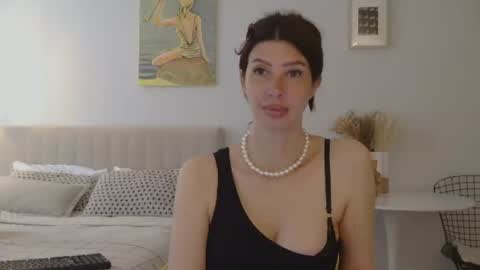 Snapshot of whitequeen888 chatting on 17, 6, 2026 White Queen online show from 17, 6, 2026