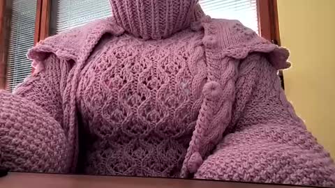 whitesweater online show from 18, 12, 2024