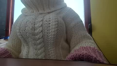 whitesweater online show from 23, 9, 2025