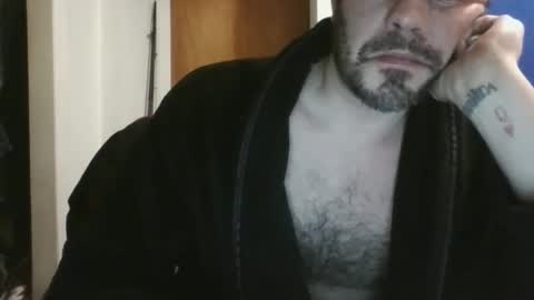 Snapshot of whiteyrm chatting on 4, 1, 2025 whiteyrm online show from 4, 1, 2025