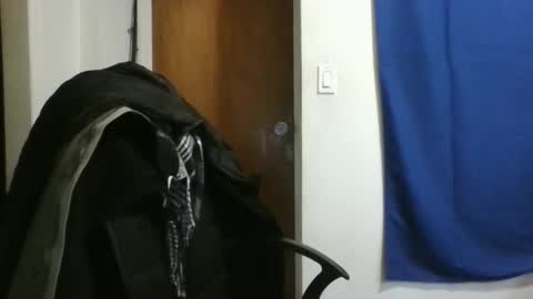 Snapshot of whiteyrm chatting on 5, 1, 2025 whiteyrm online show from 5, 1, 2025