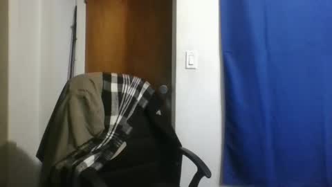 Snapshot of whiteyrm chatting on 22, 2, 2025 whiteyrm online show from 22, 2, 2025