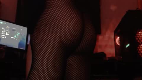 whoknowssss99 online show from 2, 11, 2025