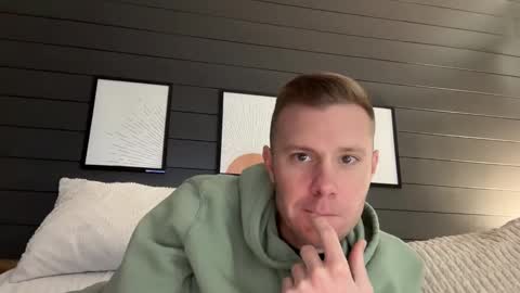 whoops1017 online show from 6, 3, 2025