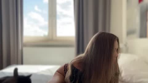 Alice online show from 25, 6, 2026