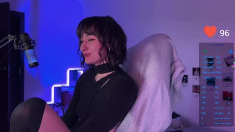 Snapshot of whysosweet chatting on 6, 1, 2025 iggy iggz online show from 6, 1, 2025