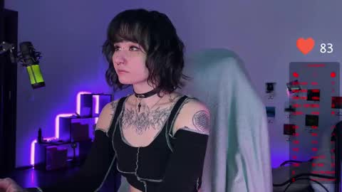 Snapshot of whysosweet chatting on 18, 2, 2025 iggy iggz online show from 18, 2, 2025