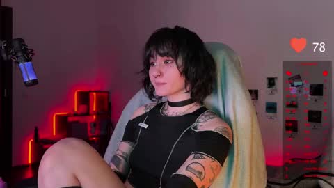 Snapshot of whysosweet chatting on 22, 2, 2025 iggy iggz online show from 22, 2, 2025