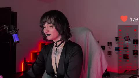 Snapshot of whysosweet chatting on 1, 3, 2025 iggy iggz online show from 1, 3, 2025