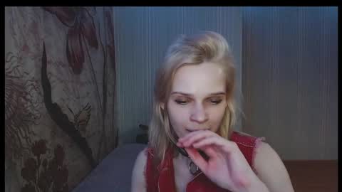 Snapshot of wicky_hey chatting on 1, 3, 2025 Victoria online show from 1, 3, 2025