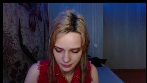 Snapshot of wicky_hey chatting on 28, 9, 2025 Victoria online show from 28, 9, 2025