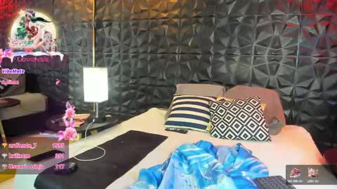 Snapshot of wife_mature chatting on 18, 12, 2024 sussy online show from 18, 12, 2024