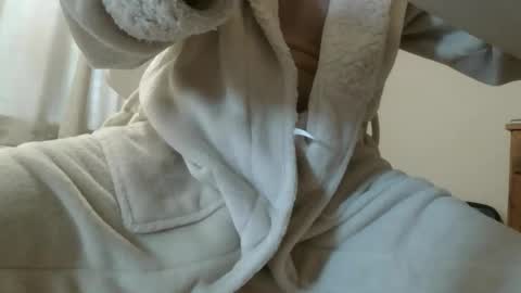 wifewatcher123 online show from 27, 3, 2026