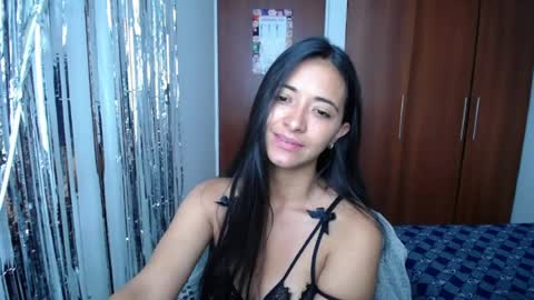 Snapshot of wifhot chatting on 8, 6, 2026 Ilauren online show from 8, 6, 2026
