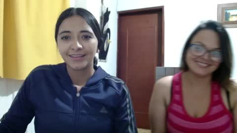 Snapshot of wifhot chatting on 23, 6, 2026 Ilauren online show from 23, 6, 2026