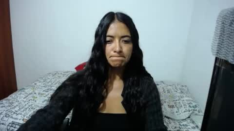 Snapshot of wifhot chatting on 25, 6, 2026 Ilauren online show from 25, 6, 2026