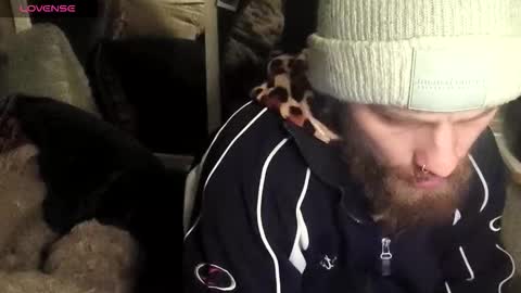 wilclyde1996 online show from 15, 2, 2026