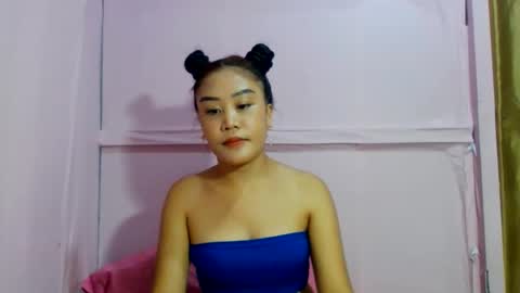 wild_doll69 online show from 16, 3, 2026