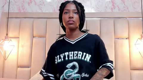 wild_firee_ online show from 3, 11, 2025