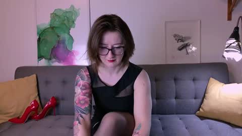 wild_peony online show from 1, 3, 2025