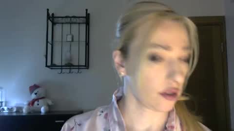 Alina online show from 1, 2, 2025