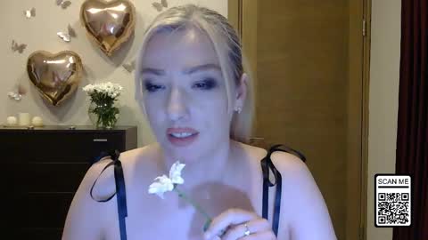 Snapshot of wild_silk_desire chatting on 30, 4, 2026 Alina online show from 30, 4, 2026