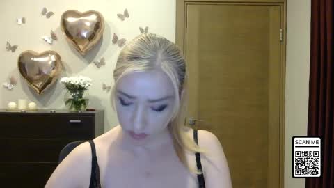 Snapshot of wild_silk_desire chatting on 4, 5, 2026 Alina online show from 4, 5, 2026