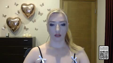 Snapshot of wild_silk_desire chatting on 24, 5, 2026 Alina online show from 24, 5, 2026