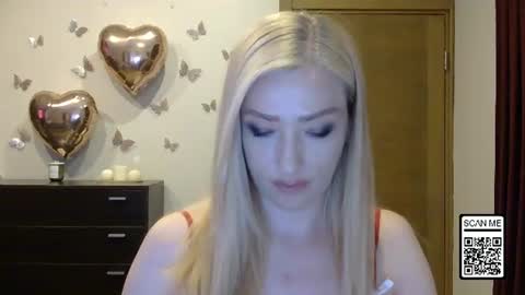 Snapshot of wild_silk_desire chatting on 12, 6, 2026 Alina online show from 12, 6, 2026