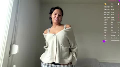 Mia online show from 3, 2, 2026