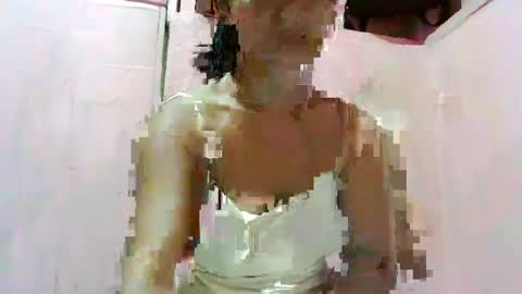 wildchilly_pearl19 online show from 9, 2, 2025