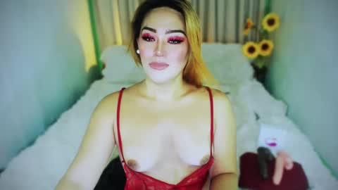 Snapshot of wildhotivana chatting on 3, 2, 2025 ivana online show from 3, 2, 2025