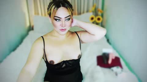 Snapshot of wildhotivana chatting on 2, 3, 2025 ivana online show from 2, 3, 2025