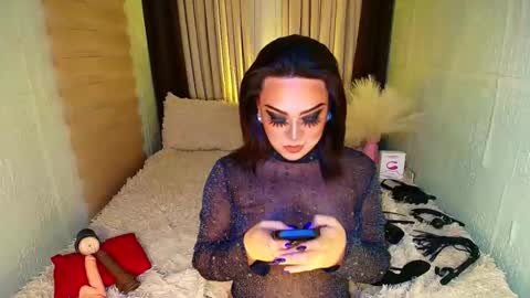 Snapshot of wildhotivana chatting on 19, 10, 2025 ivana online show from 19, 10, 2025