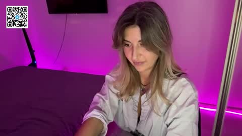 Snapshot of wildkitty_ chatting on 13, 11, 2025 Nika online show from 13, 11, 2025