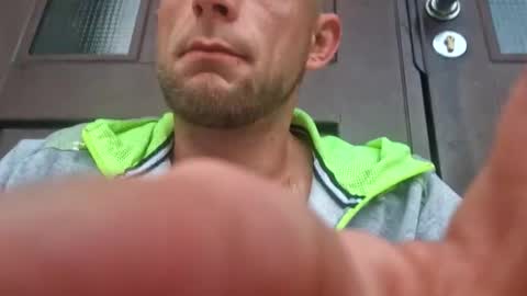 Snapshot of wildmike93 chatting on 28, 9, 2025 wildmike93 online show from 28, 9, 2025