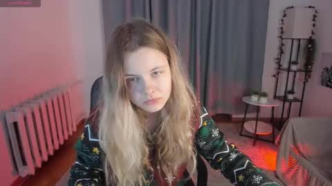 Mila 3 online show from 28, 11, 2025