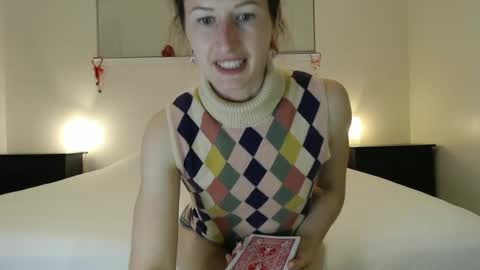 WildRose L - check my Pinned tweet if you dont see me online within 5 minutes after Ive sent email notifications online show from 27, 2, 2025