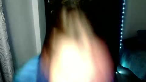 Snapshot of wildsian_jenniex chatting on 30, 1, 2025 Jennie online show from 30, 1, 2025