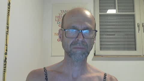 Snapshot of willbillbillwill chatting on 30, 3, 2026 Lilian online show from 30, 3, 2026