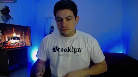 Snapshot of william_steel_ chatting on 23, 4, 2026 William Steel online show from 23, 4, 2026
