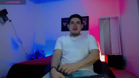 Snapshot of william_steel_ chatting on 11, 5, 2026 William Steel online show from 11, 5, 2026