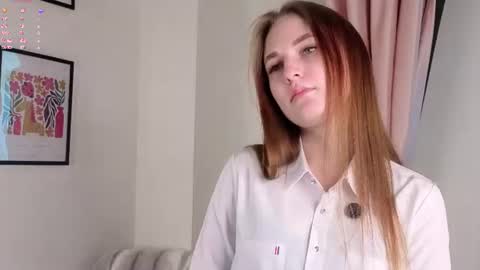 Snapshot of williapabey chatting on 18, 6, 2026 Sarah online show from 18, 6, 2026