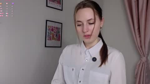 Snapshot of williapabey chatting on 22, 6, 2026 Sarah online show from 22, 6, 2026