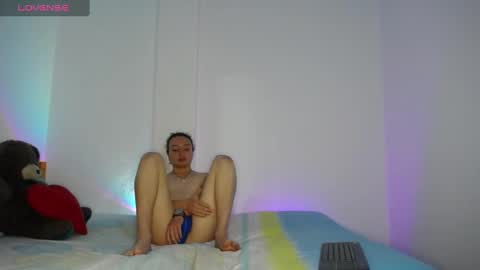 Snapshot of willmonkey chatting on 4, 12, 2024 willmonkey online show from 4, 12, 2024