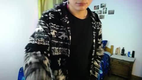 Snapshot of willmonkey chatting on 19, 10, 2025 willmonkey online show from 19, 10, 2025