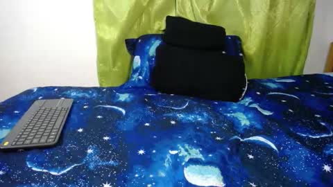 Snapshot of willmonkey chatting on 24, 10, 2025 willmonkey online show from 24, 10, 2025