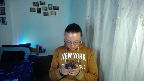 Snapshot of willmonkey chatting on 9, 2, 2026 willmonkey online show from 9, 2, 2026