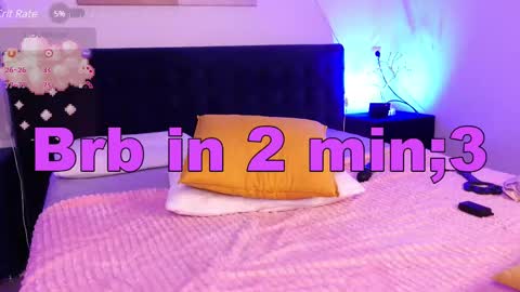 Snapshot of willow__love chatting on 20, 2, 2025 See u 3 of December3 online show from 20, 2, 2025