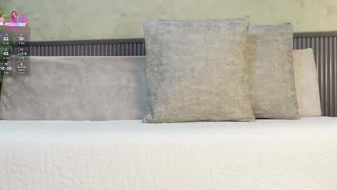 Ms Willow online show from 18, 4, 2026